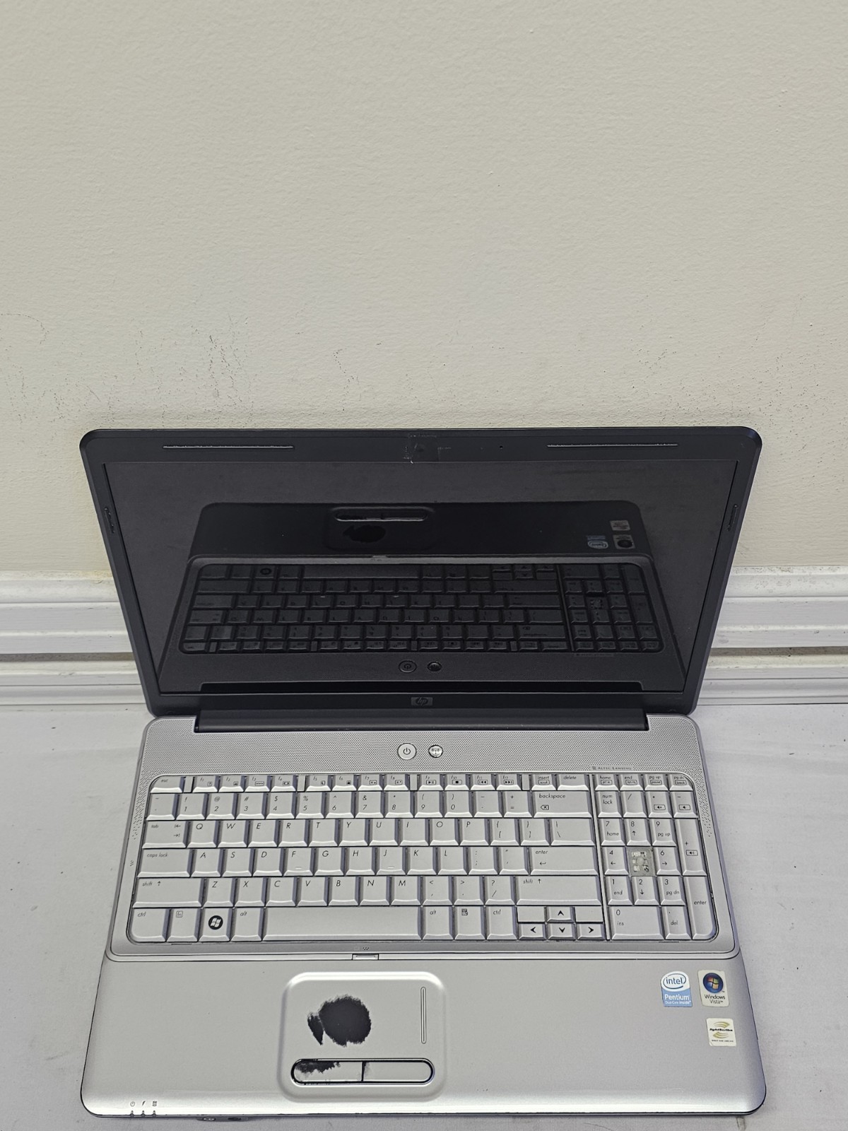 HP G60 Laptop – Intel Pentium – 3GB RAM – 320GB HDD – BAD BATT Parts/Repair READ