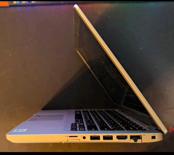 Dell Latitude 5410 14″ LT i5-10310U@1.70GHz 4GB *Read*