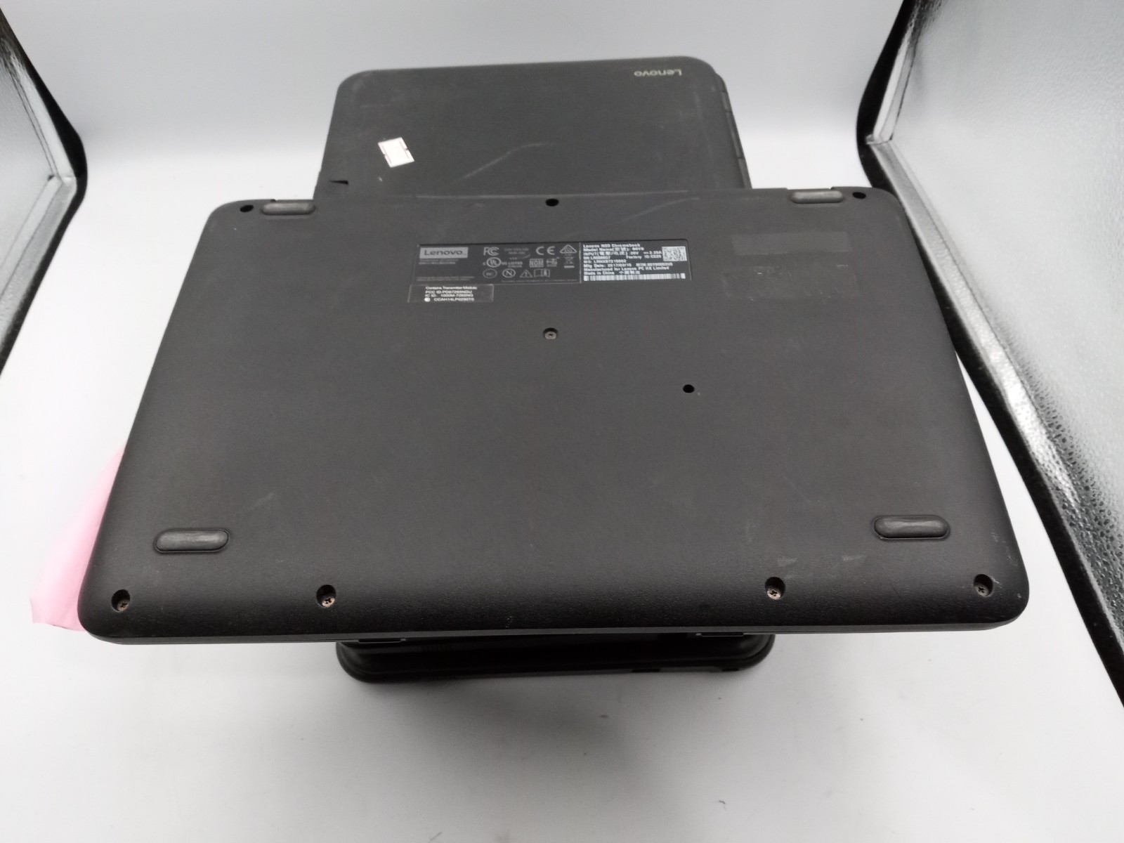 Lot of 8 – Lenovo N22 / N23 Chromebook Laptops – FOR PARTS – VARIOUS ISSUES -RR