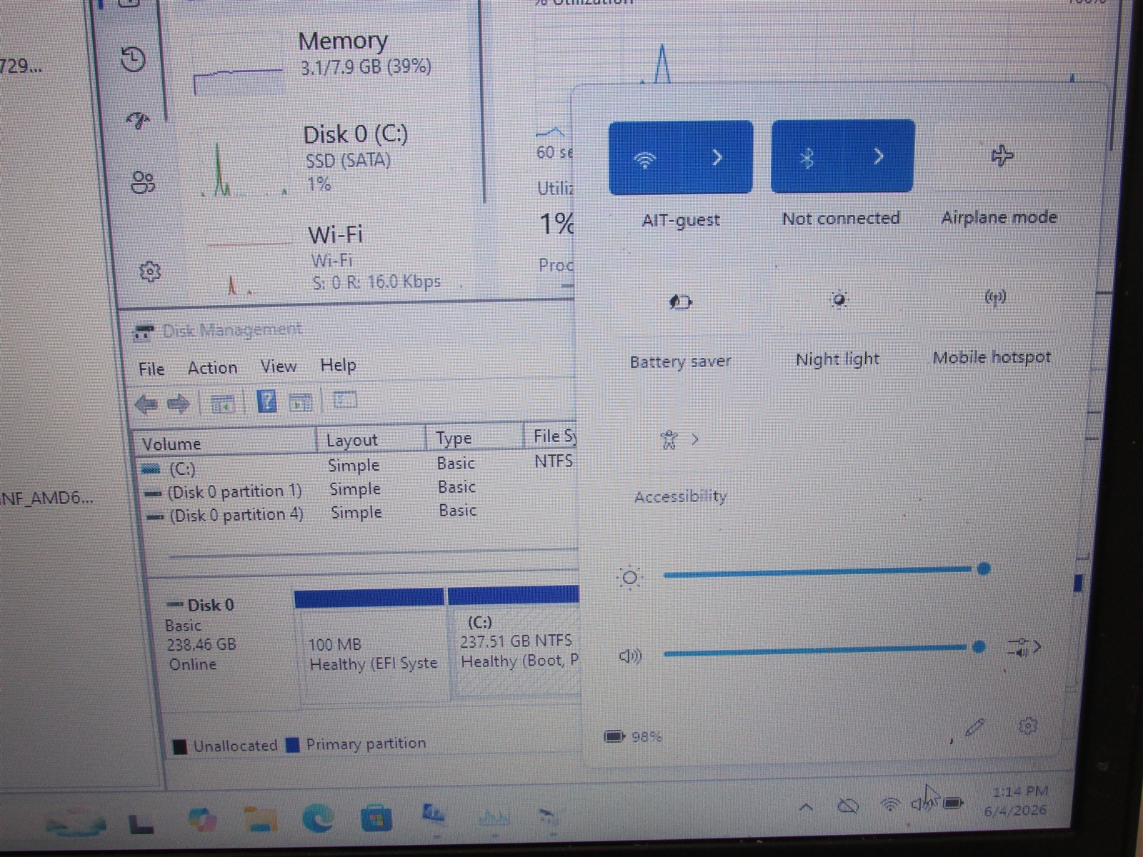 Dell Latitude 5490 i5-8350U 1.7GHz 8GB RAM 256GB m.2 14″ Windows 11 Pro COSM DMG