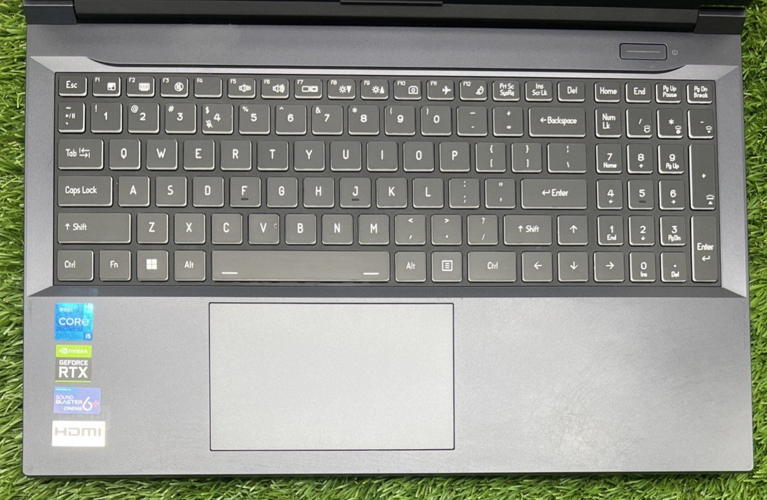 Hasee CV15Slaptop 15″FHD i5-12450H@2.0Ghz 8GB RAM 256GB SSD Win11 NVIDIA RTX3050