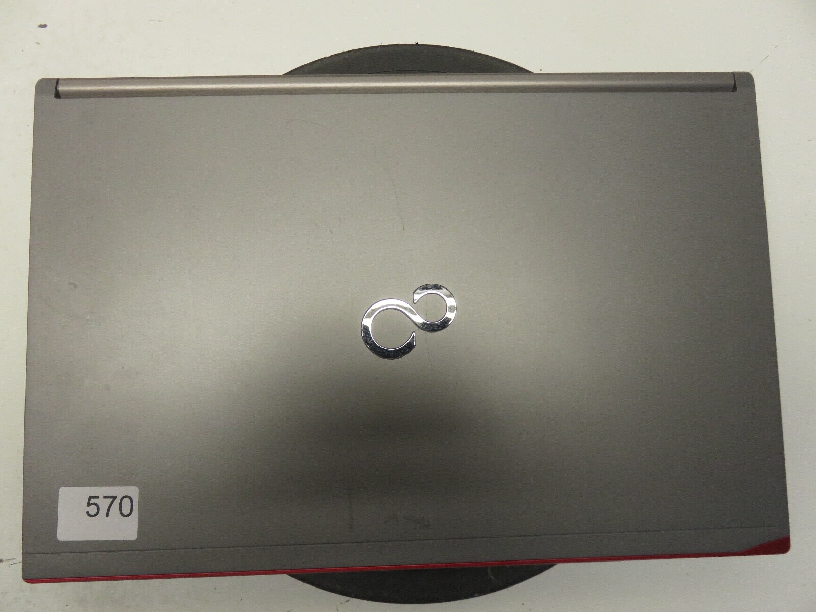 Fujitsu LifeBook E754 Intel i5-4300M 2.6GHz 2 GB NO HDD No Batt