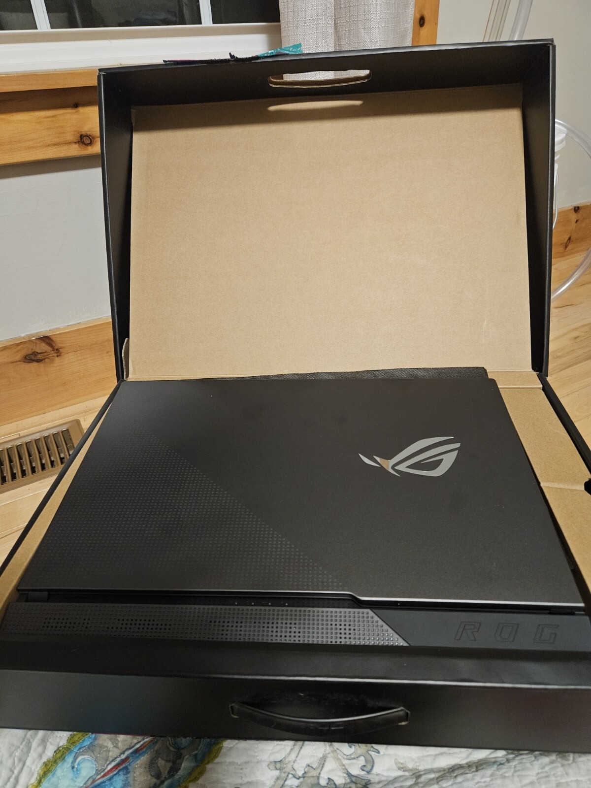 ASUS Rog STRIX G17 (2021) 17.3″ (1TB SSD, AMD Ryzen 9 5900HX, 3.20GHz, 16GB RAM,