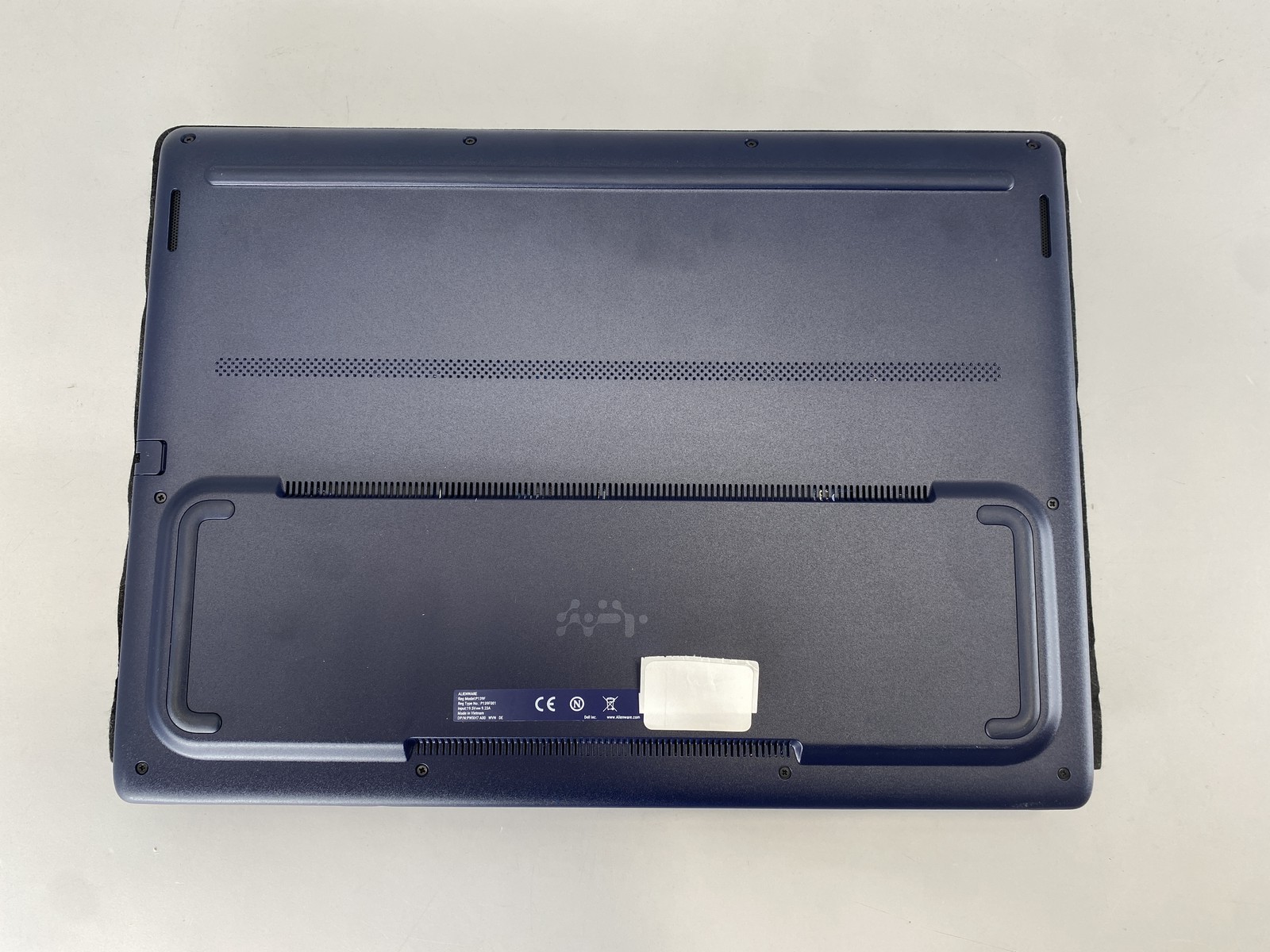 Dell Laptop Alienware 16 Aurora AC16250 16″ Intel Core 7 240H 512GB RTX 5050