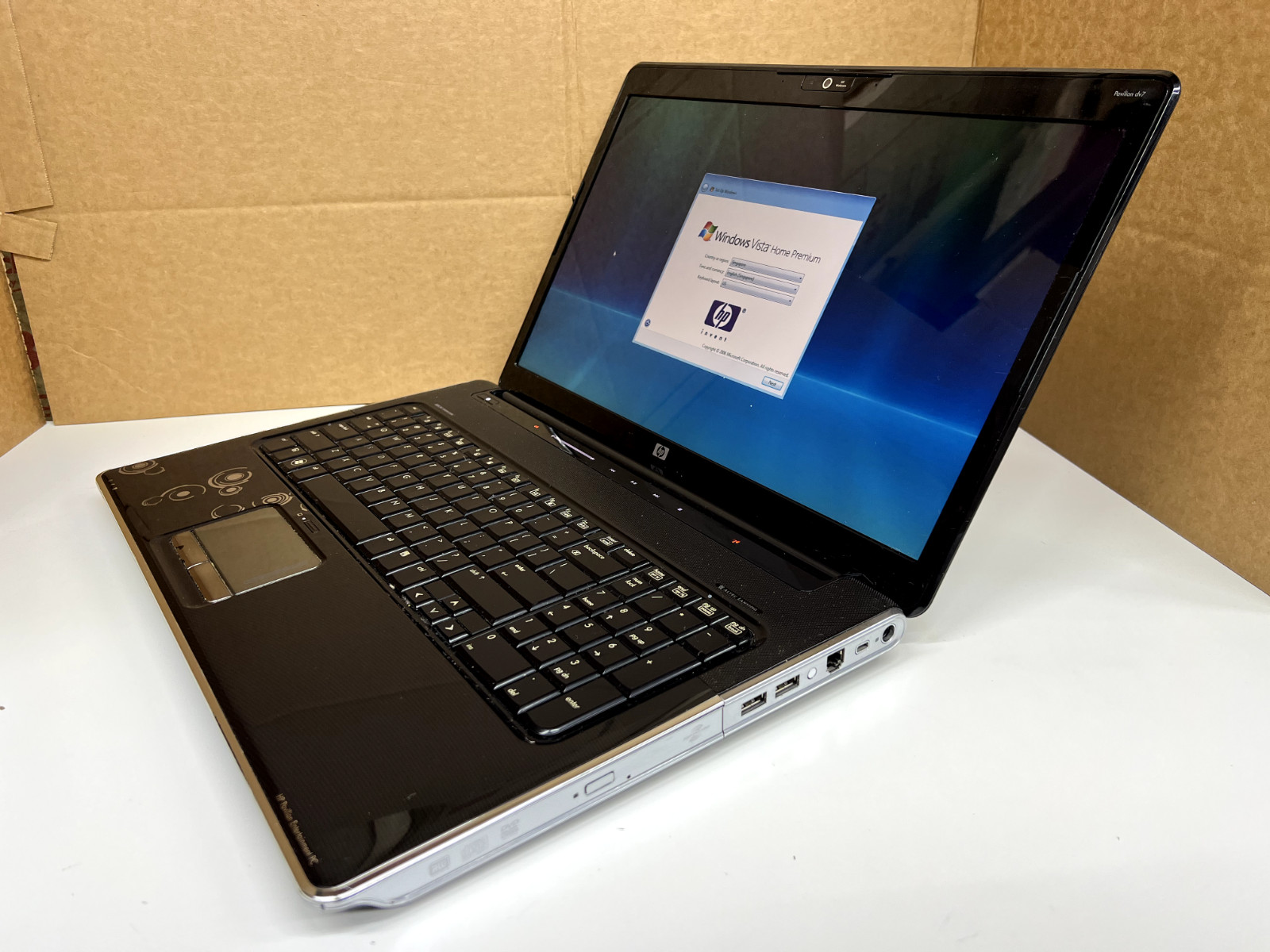 HP dv7-2112TX Laptop PC 1TB HDD 4GB Memory Intel Core 2 Duo Windows Vista