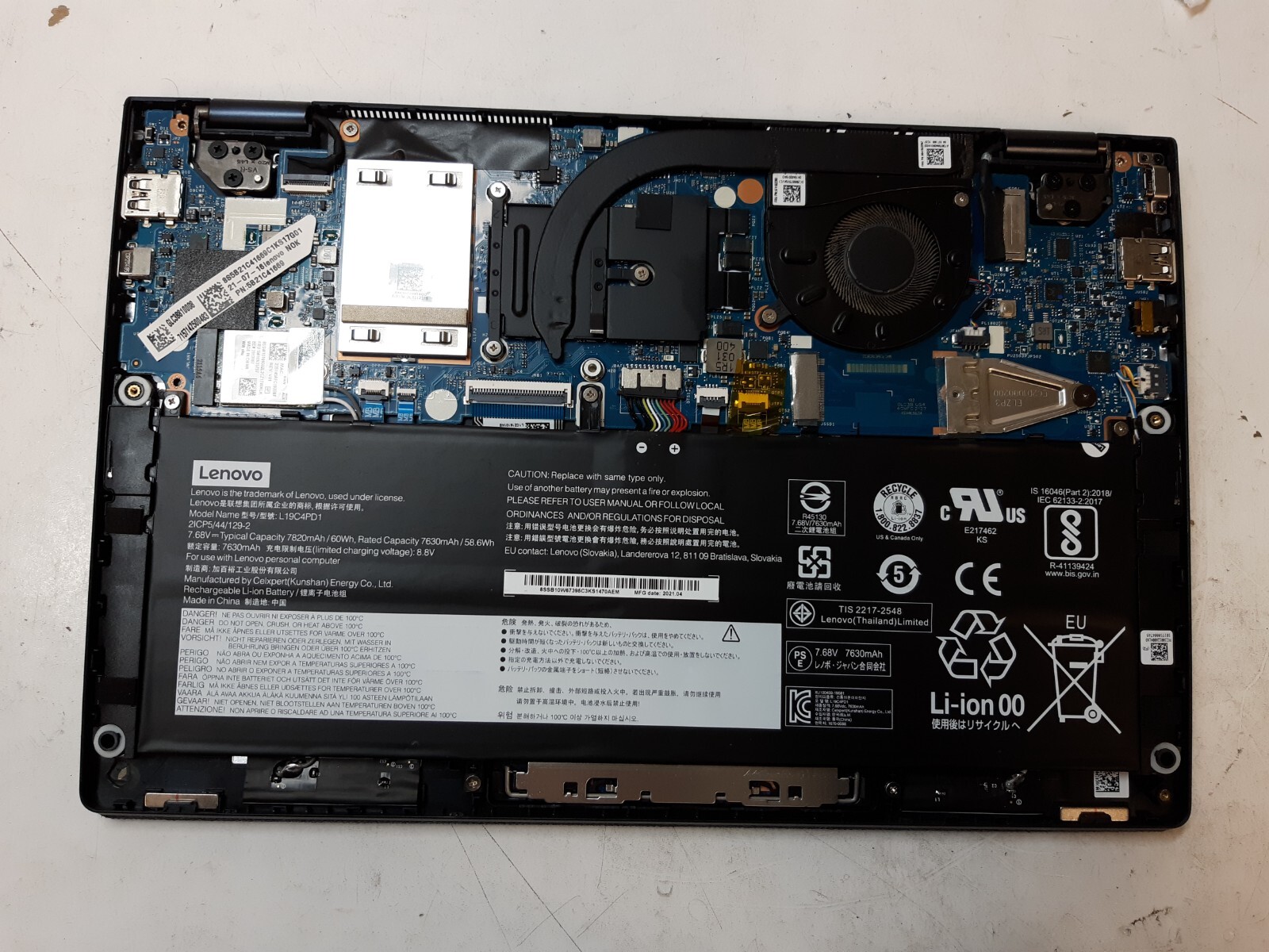 Lenovo Ideapad Yoga 6-13ALC6 13.3″ | Ryzen 5 5500U | “POWER ON AS IS” READ