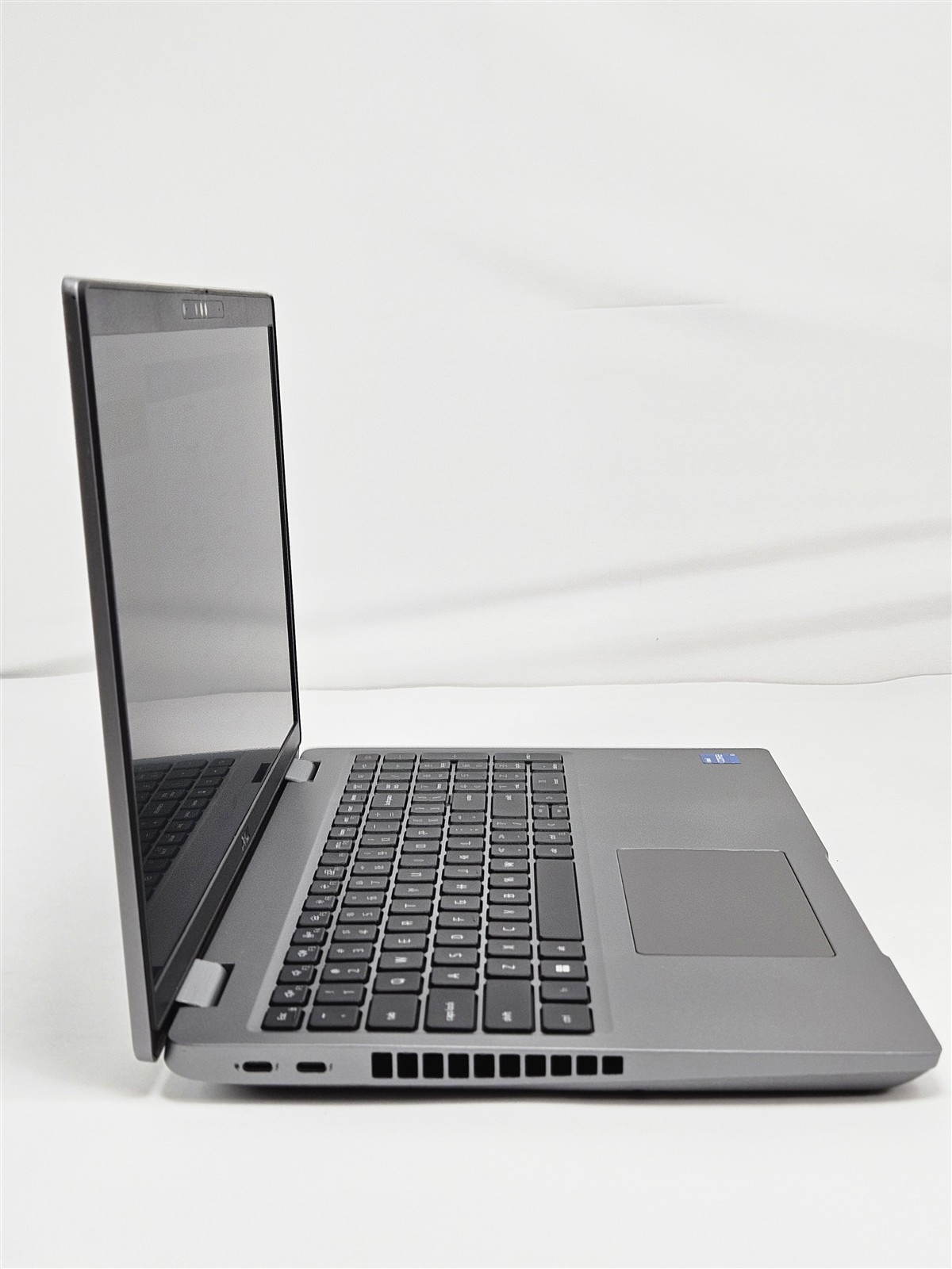 Dell Precision 3571 P104F 15.6″ Core i5-12600H 2.7GHz 16GB 256GB SSD