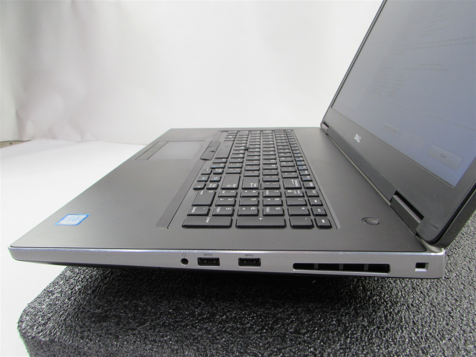 DELL PRECISION 7740 17.3″ I7-9750H 512GB SSD 64GB RAM NVIDIA RTX 4000 WIN 11 PRO