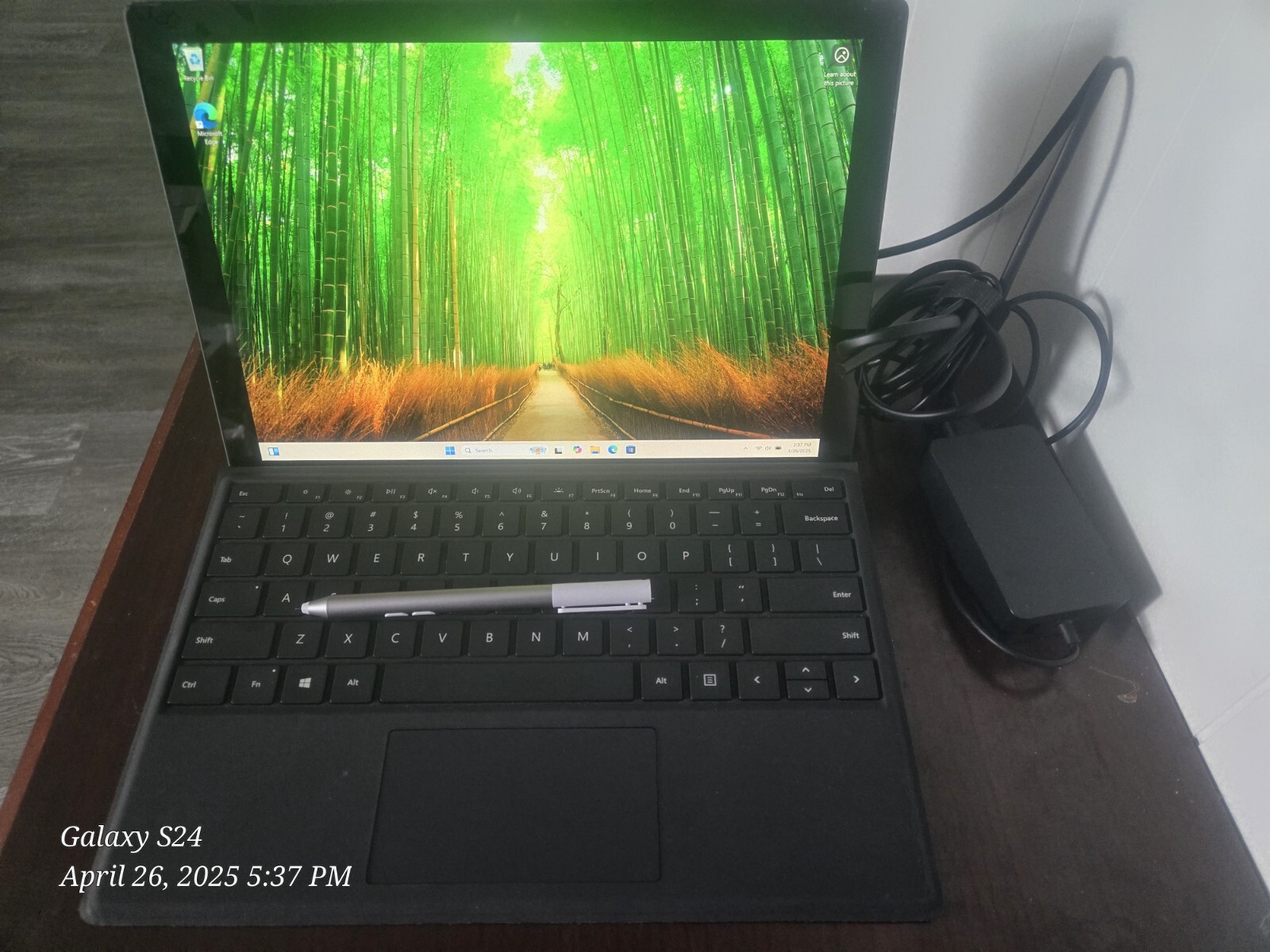 Microsoft Surface Pro 7 i7-10th Gen 16Gb 256Gb Kb & Pen