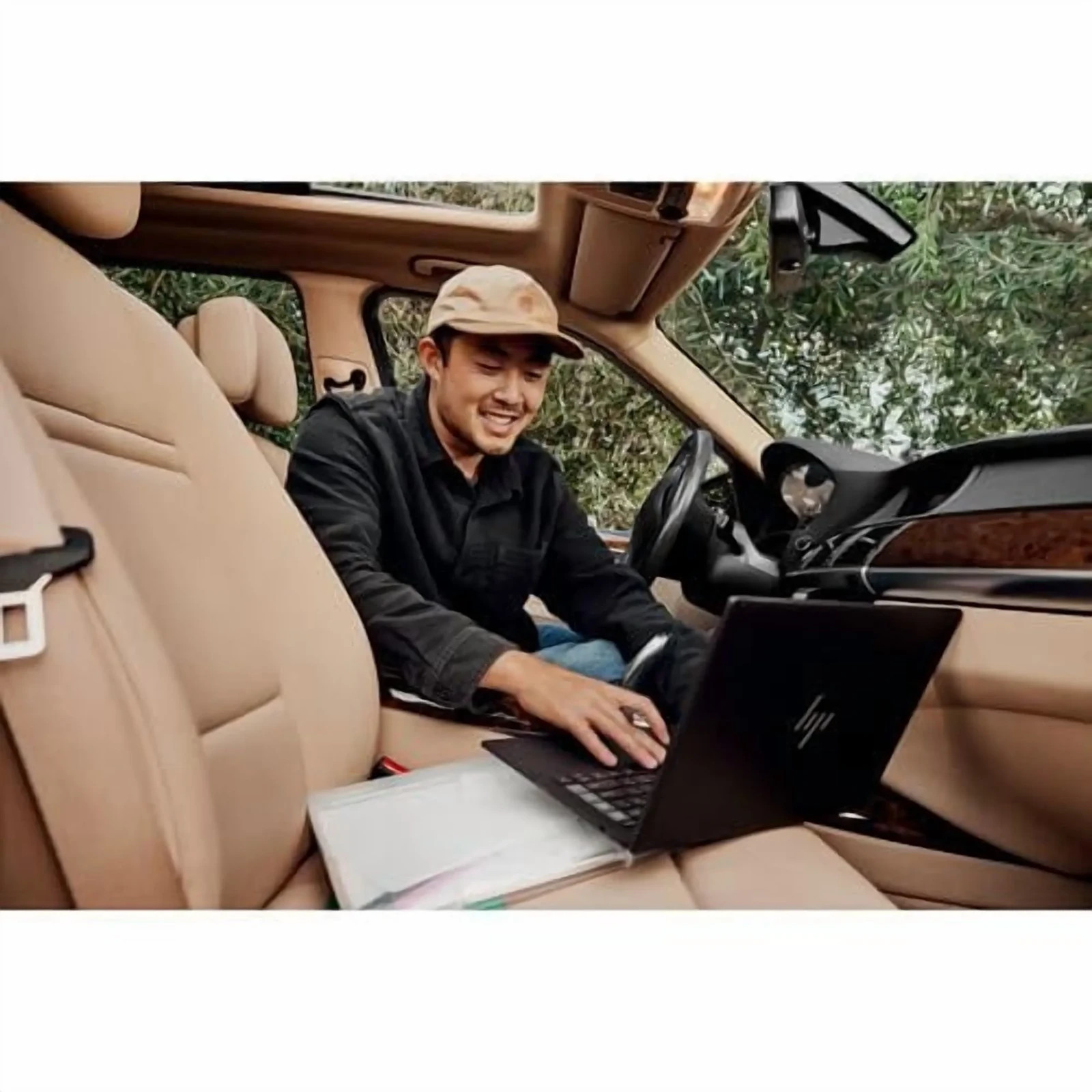 Hp Dragonfly Pro ONE 14-inch (2023) – Ryzen 7 7736U – 16 GB – SSD 512 GB