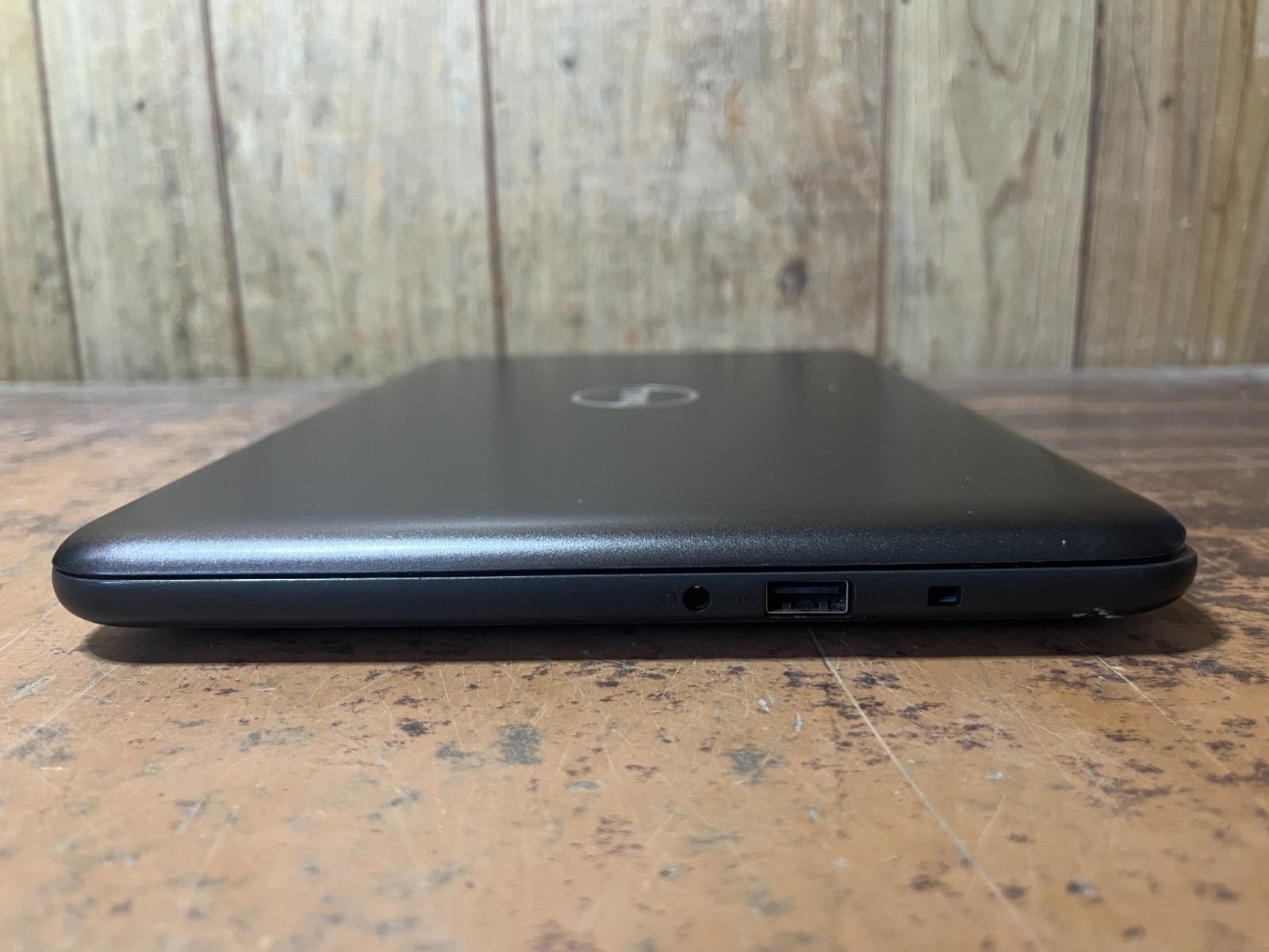 Dell Inspiron 11 3180 AMD A6-9220e @ 1.6GHz 4GB RAM 32GB Windows 11 Laptop