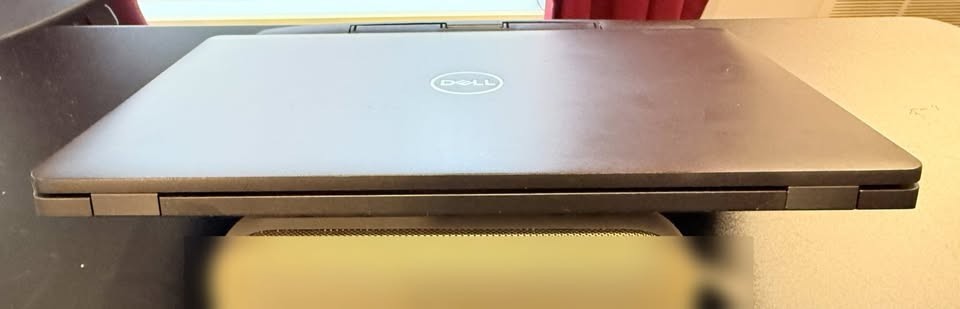 Dell Precision 3541 i5-9400 / 8GB RAM /238GB SSD/Quadro P620/Windows 11 (77)