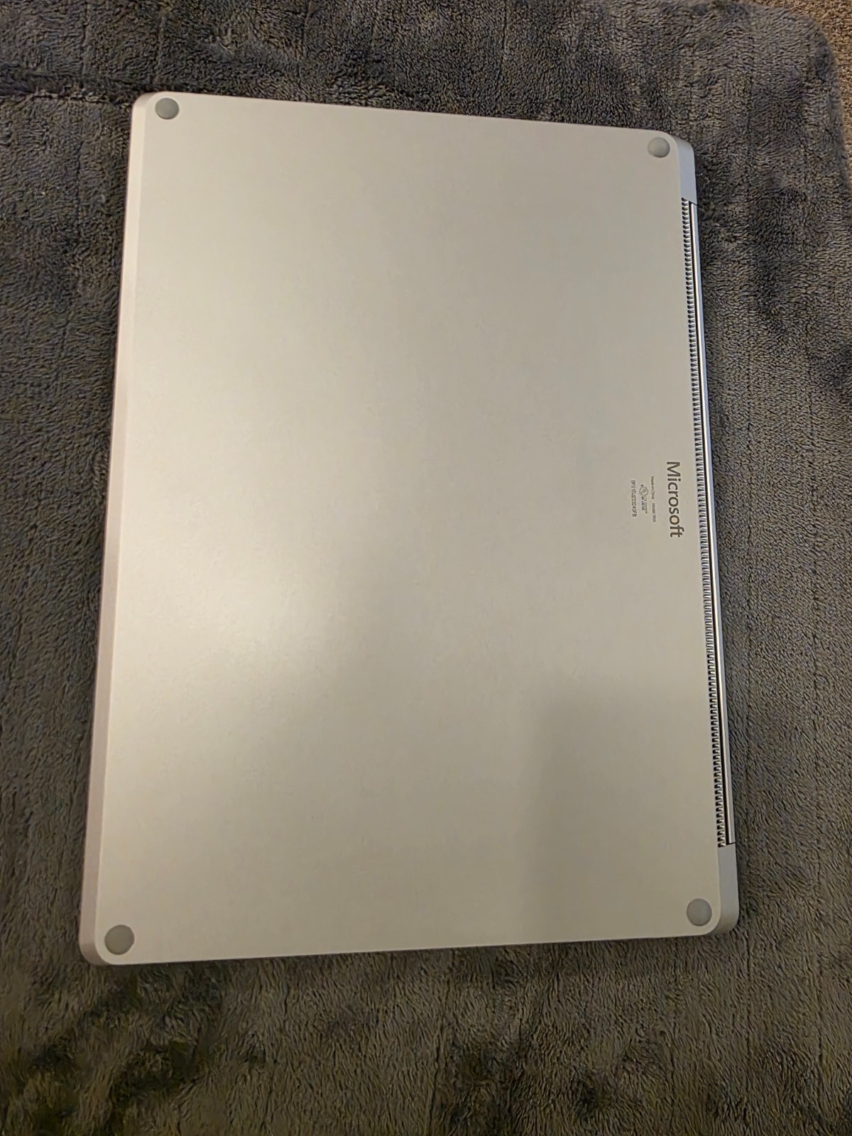 Surface Laptop 5 13.5” Intel Core i7-1265U 16GB RAM 512GB SSD w/ Mag Charger