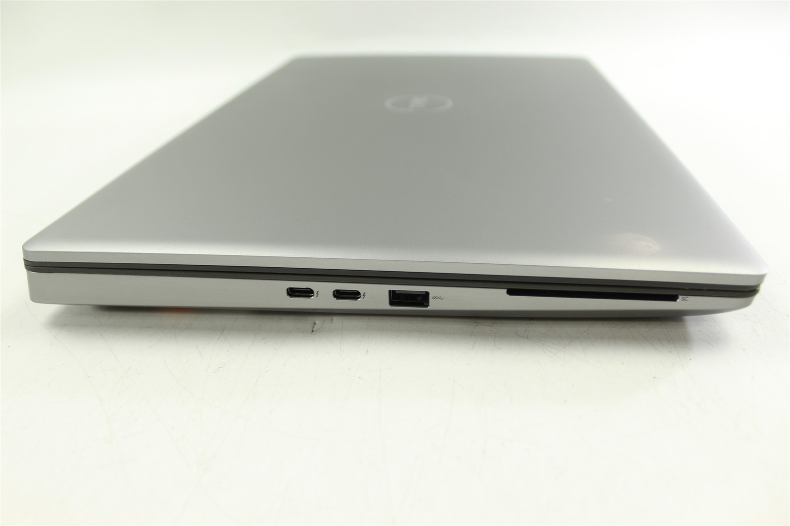 Dell Precision 7750 17.3″ FHD i7-10875H 2.3GHz 512GB SSD 64GB RAM W11P RTX 4000
