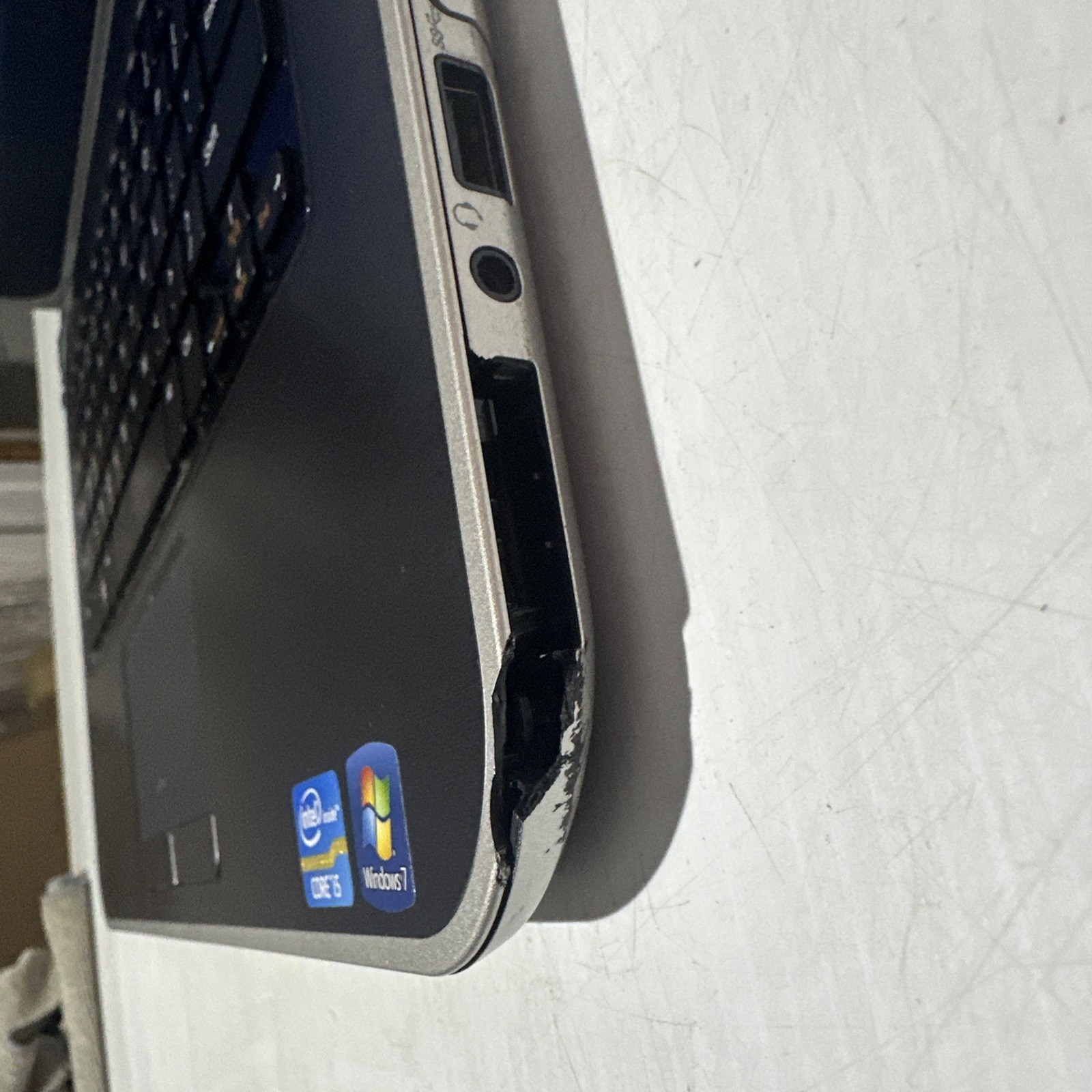 Dell Inspiron 5423 14″ Laptop i5-3317U 6gb Ram 500gb HDD Windows 10 Home No P/S