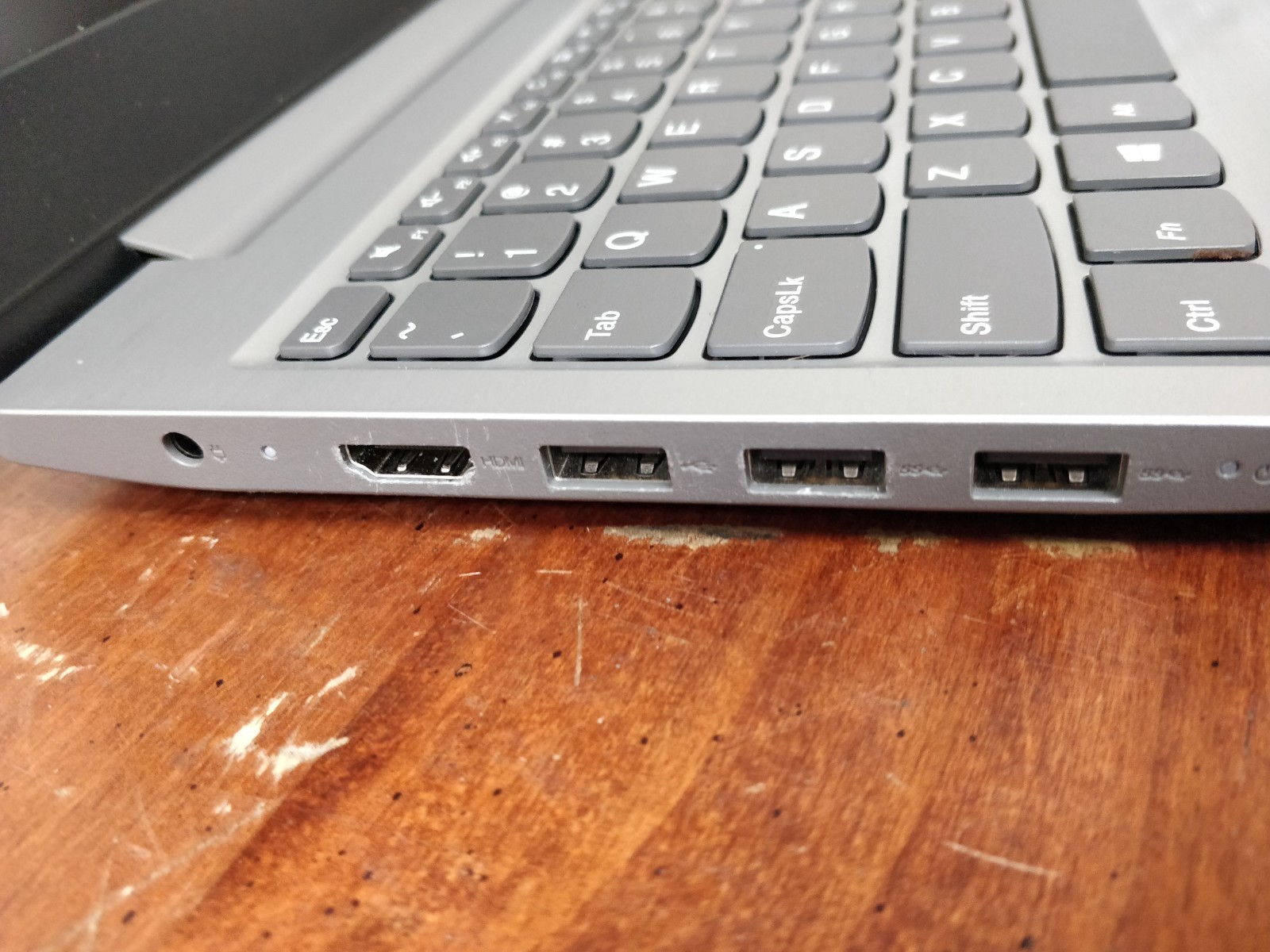 Lenovo Ideapad S145 15API AMD Ryzen 3 3200U@2.60GHz 8GB RAM NO DRIVE PART 9066