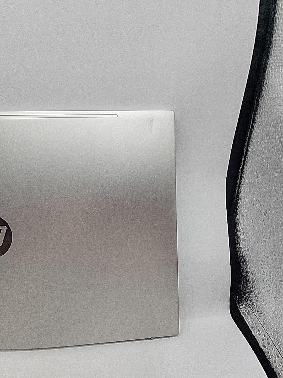HP Pavilion Laptop 15-eh2085cl 15″ FHD Touch RYZEN 7 5825U RADEON 1TB 32GB *READ