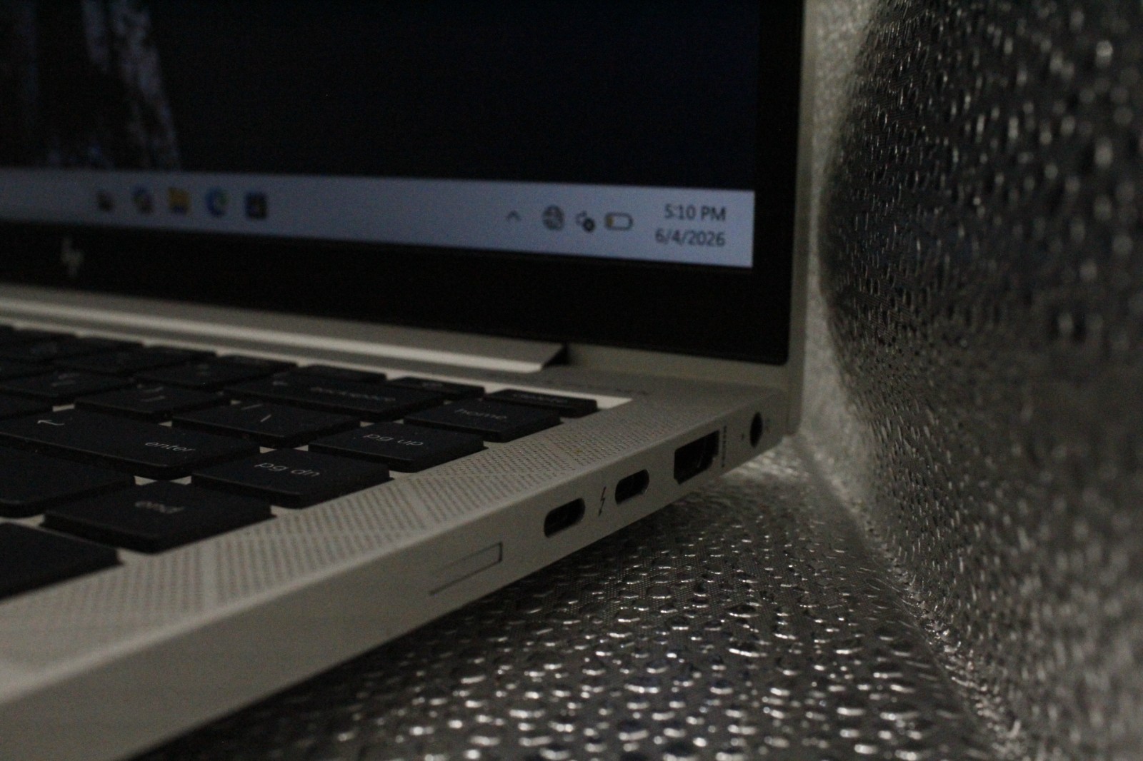 HP EliteBook 840 G7 14″ (240GB SSD, Intel Core i5-10310U, 1.70GHz, 16GB RAM)…