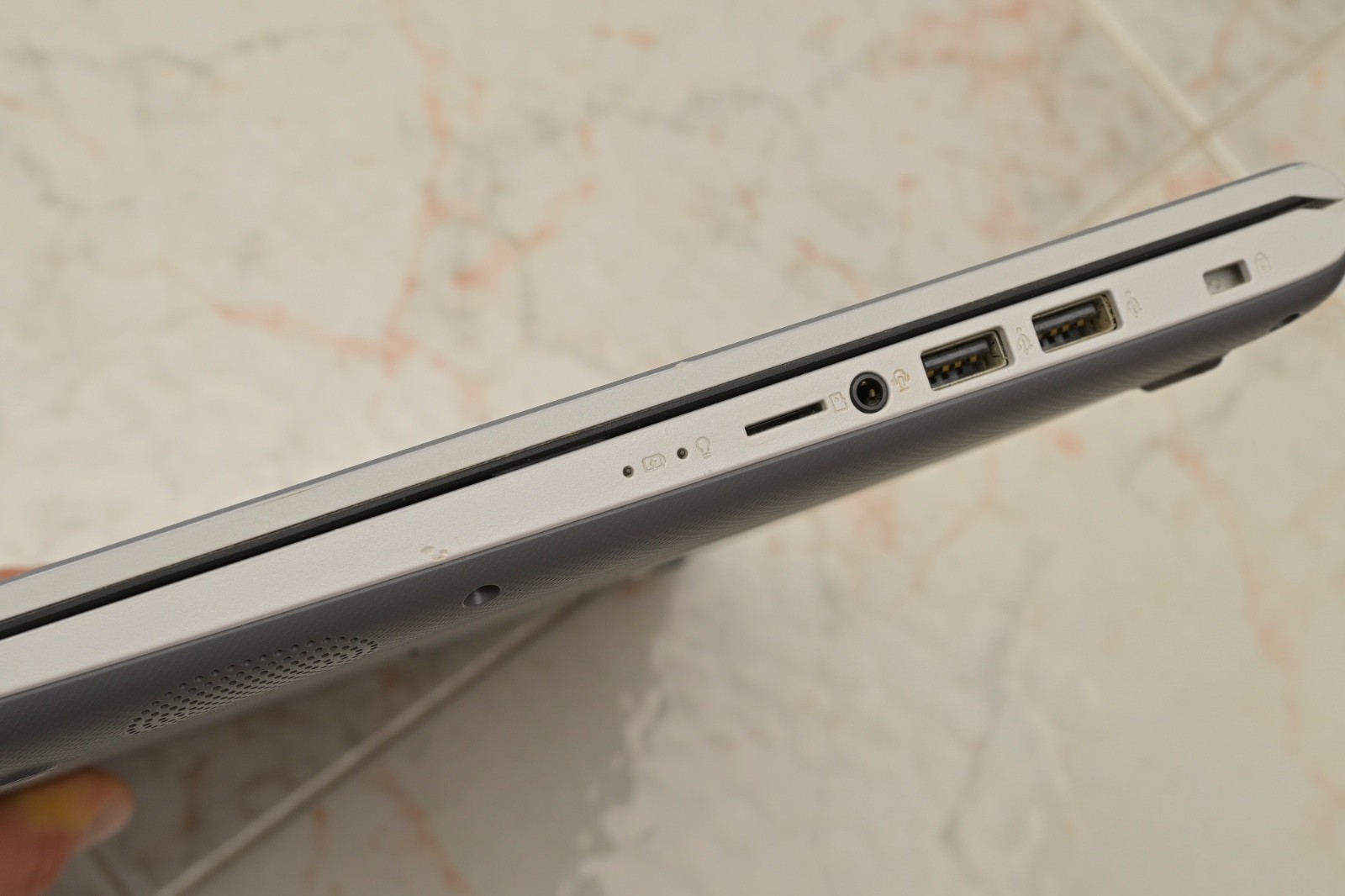 ASUS VivoBook X509FJ -15″ / i7 (8th) / 512GB SSD / MX230