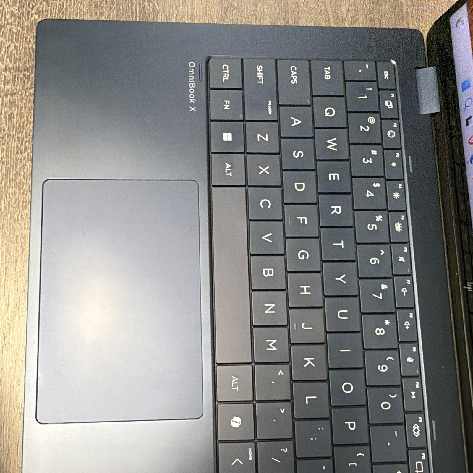 HP OmniBook X 14″ Snapdragon 16GB 1TB SSD Windows 11 2024 Black USB-C HDMI