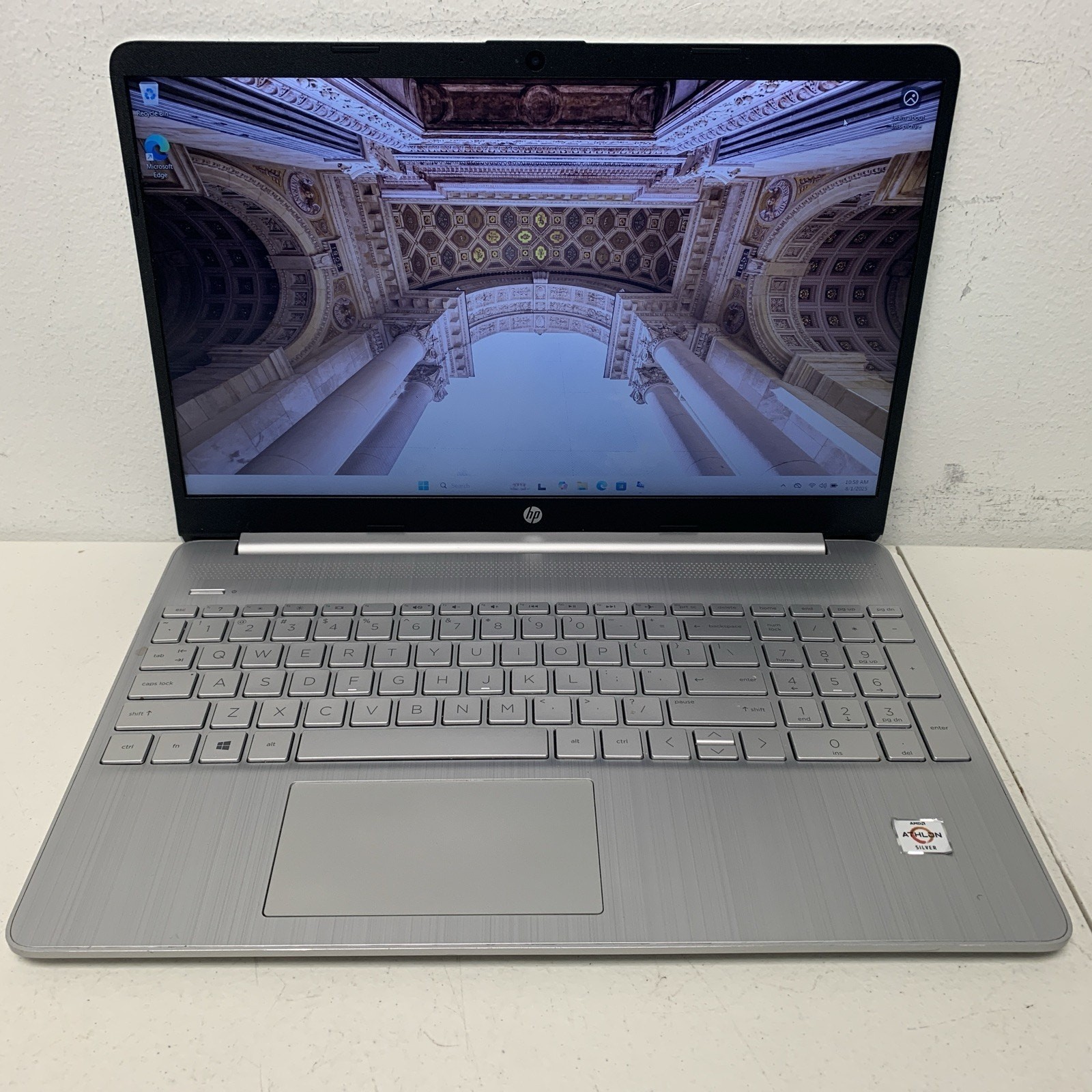HP Laptop 15-ef1xxx 15 / 12GB Ram 256GB SSD Wind 11 Home