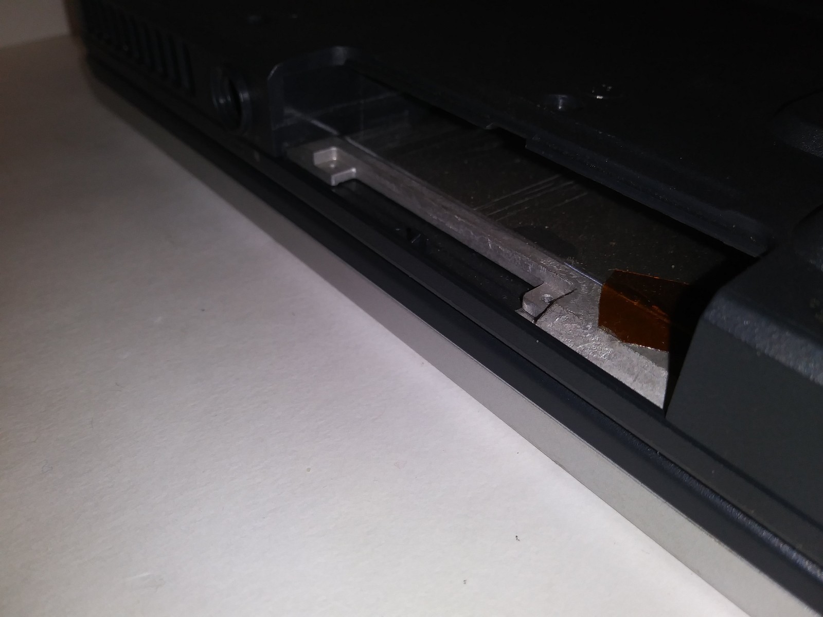 Megabyte – Intel 1.7GHz (Exact Processor UNKNOWN) CL51-14 Laptop