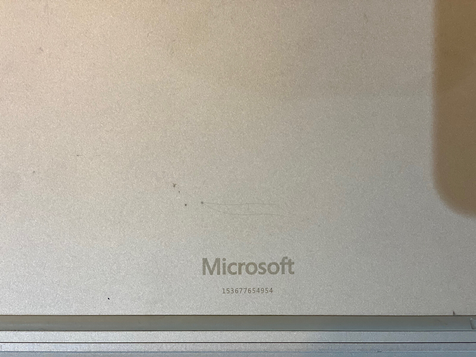 Microsoft Surface Book Tablet 13.5″| i7-6600U 2.60GHz| 8GBRAM| 256GBSSD Win10Pro