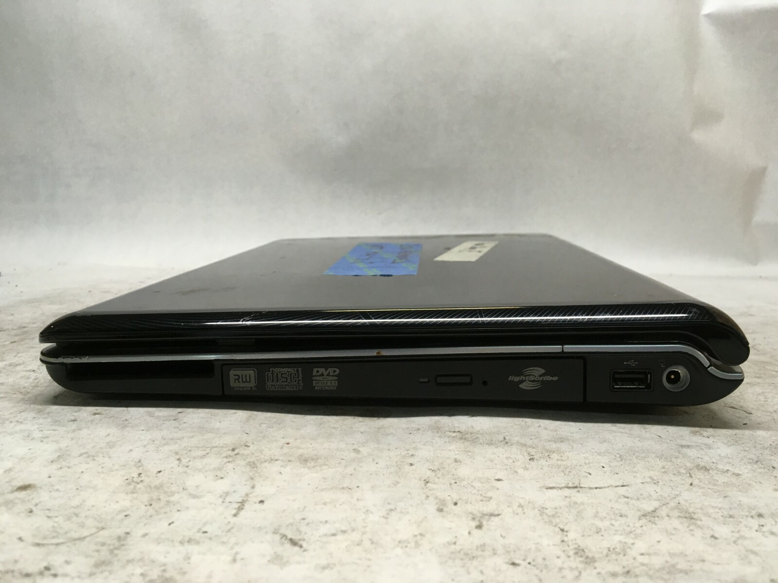 HP Pavilion dv6650us 15″ [AS IS] AMD Athlon 64 X2 TK-55 @ 1.8 GHz – JZ