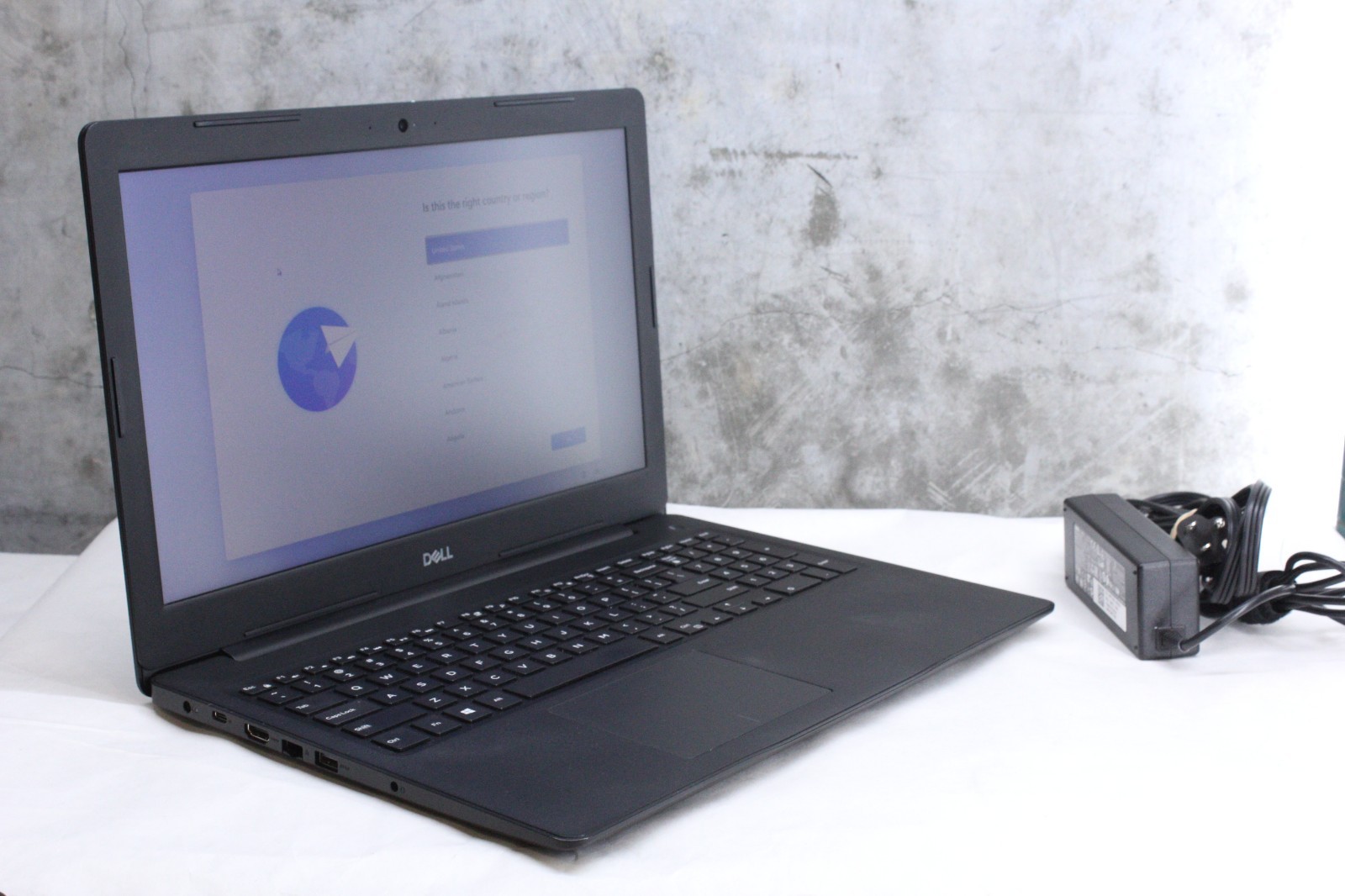 Dell Latitude 3590 | i7-8550U, 16GB 256GB NVMe, Grade C, Win11P, Please Read!