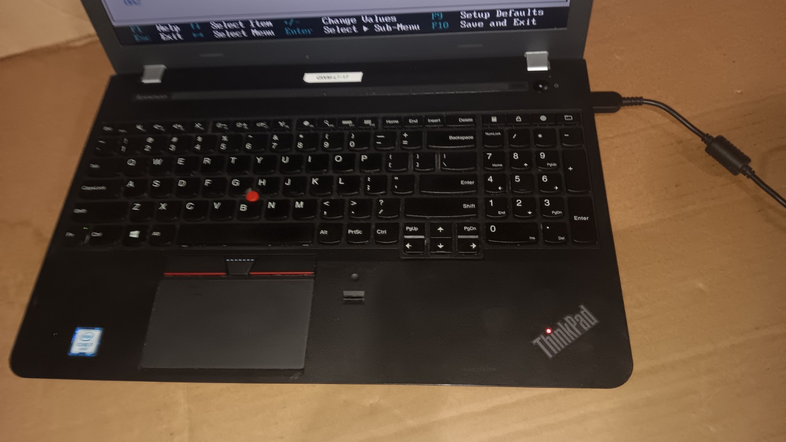 Lenovo Thinkpad E560 Laptop intel core i7-6500U @ 2.50 GHZ 15.6″ LCD Screen
