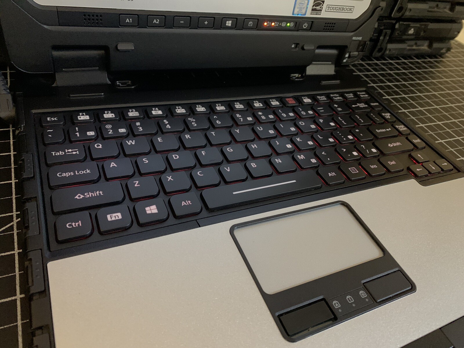 Panasonic Toughbook CF-33 Core i7 7600U @ 2.8GHz | 512GB SSD, 16GB RAM | #T914
