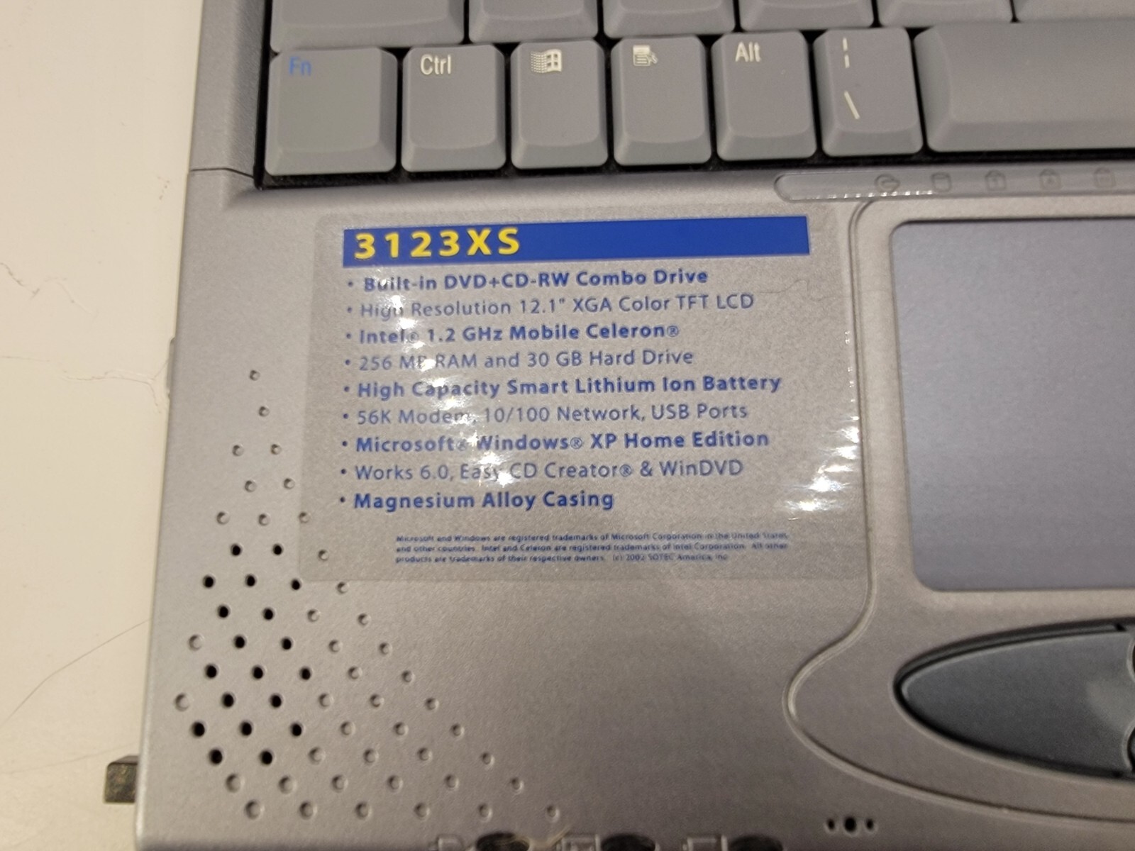 EXTREMELY RARE Windows XP Laptop, SOTEC Notebook 3000 3123XS UNTESTED
