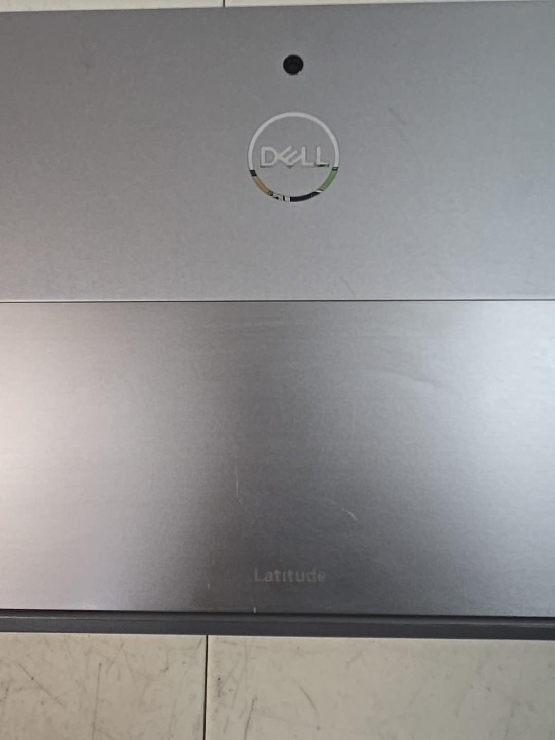 Dell Latitude 7210 Core i7-10610U 1.80GHz 16GB 256GB SSD Touch Screen W/adaptor