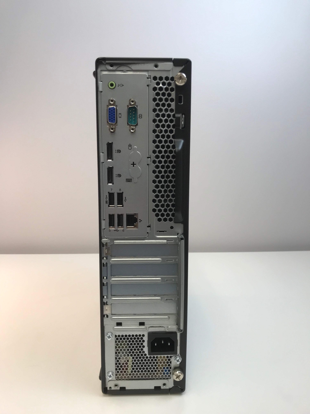 Lenovo ThinkCentre M720s SFF Desktop 10ST001QUS – i7 – 8GB RAM – 1TB HHD