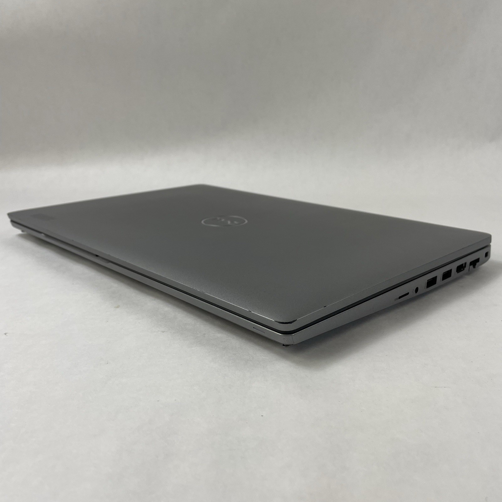 Dell Latitude 5520 15.6″ i5-1135G7 2.40 GHz 8 GB RAM No SSD/OS/AC/Battery – READ