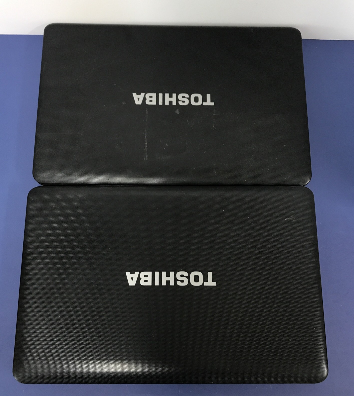 *Lot of 2* FOR PARTS TOSHIBA SATELLITE C655D LAPTOP AMD E-300 3GB NO POWER CABLE