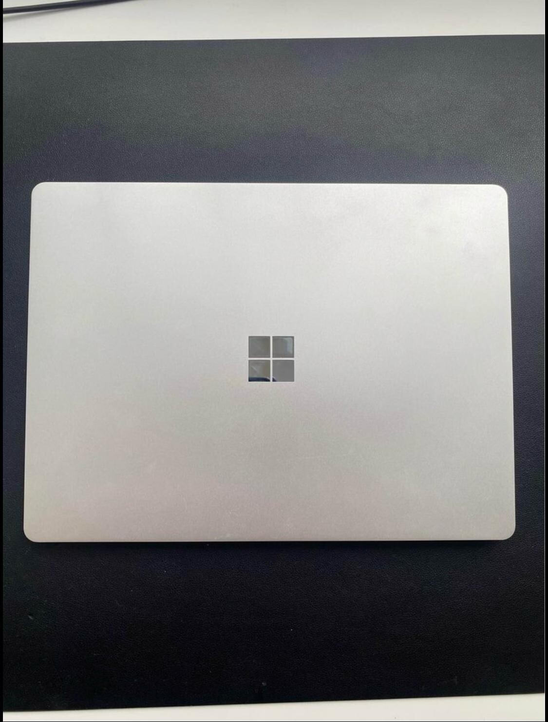 Microsoft Surface Laptop Go 12.4 inch (128GB, Intel Core i5 10th Gen., 1.00GHz,