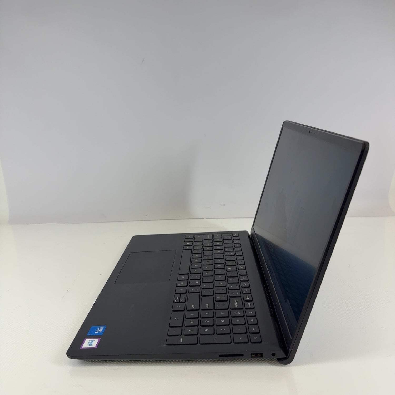 Dell 15-dc15250 15-DC15250 15.6″ Core 3 100U 1.2GHz 8GB RAM 512GB SSD