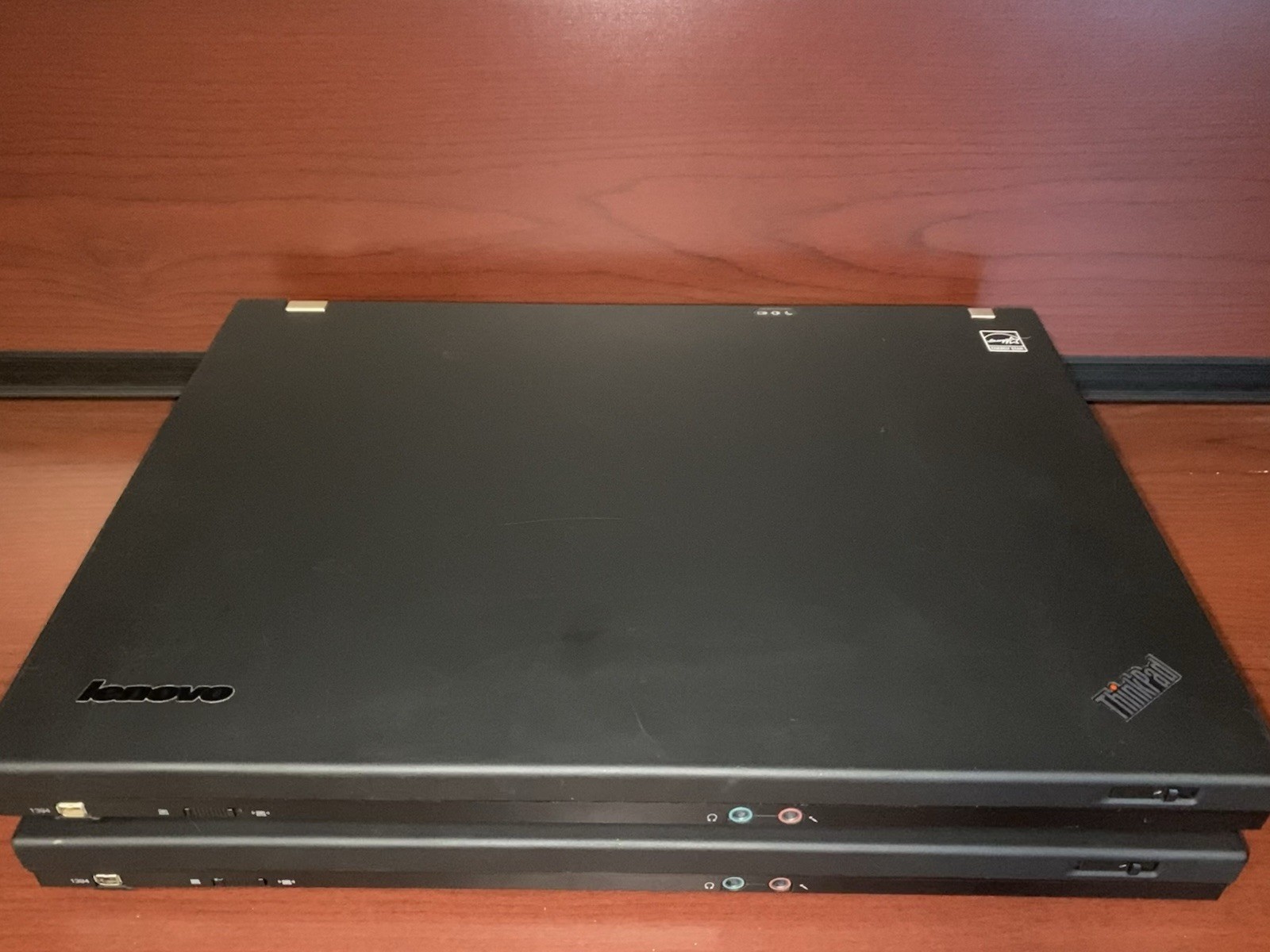 2 Lenovo ThinkPad T400 Laptops Intel Core 2 Duo P8400 8gb RAM 120 Gb HDD