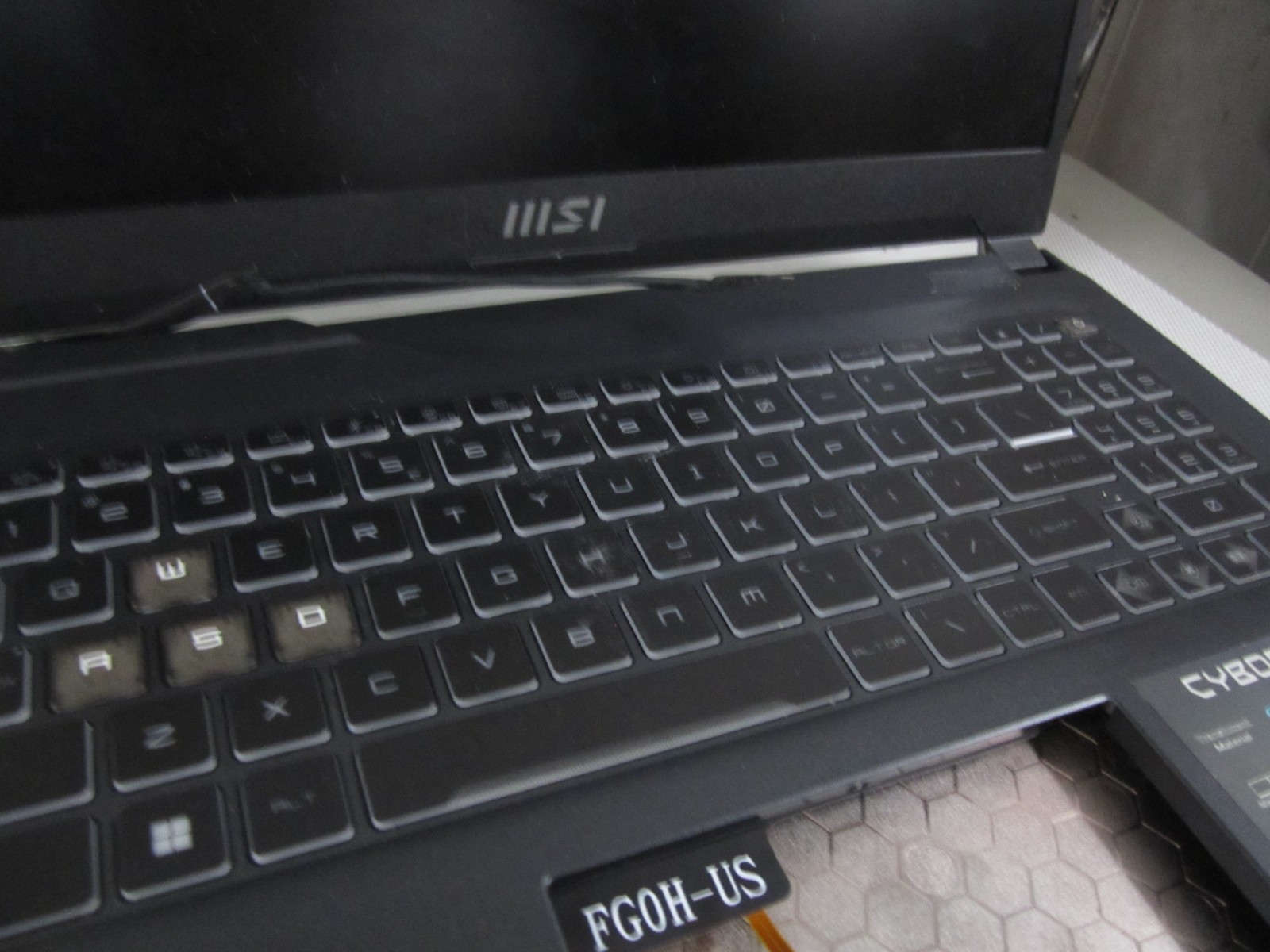 MSI Cyborg 15 A13V Gaming Laptop FHD i7 RTX 4050 FOR PARTS ONLY
