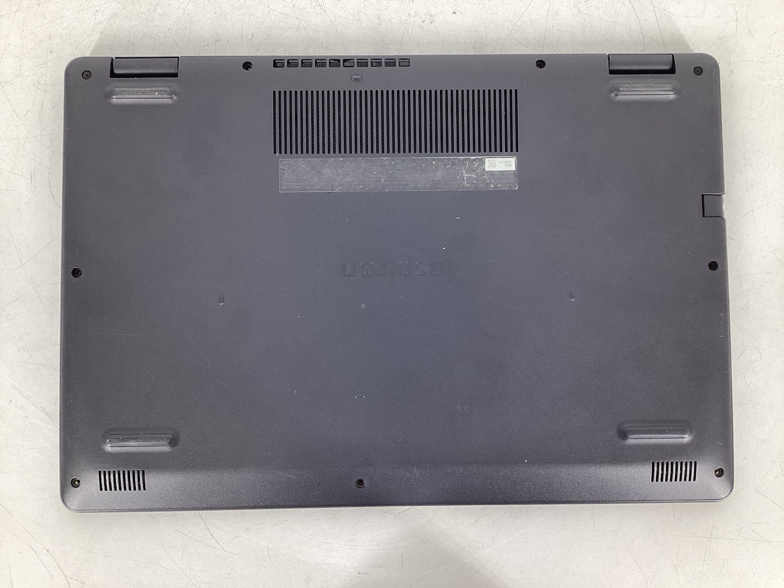 Dell Inspiron 3505 15.6″ (Ryzen 5 3450U, Radeon Vega, 8GB RAM, No SSD/OS) *Read