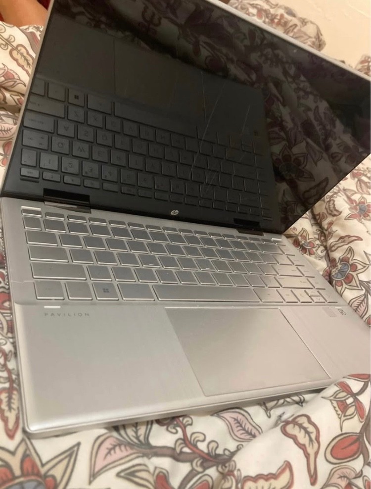 HP 15-dy5073dx 15.6″ (512GB SSD, Intel Core i7-1255U, 4.70GHz, 16GB RAM,…