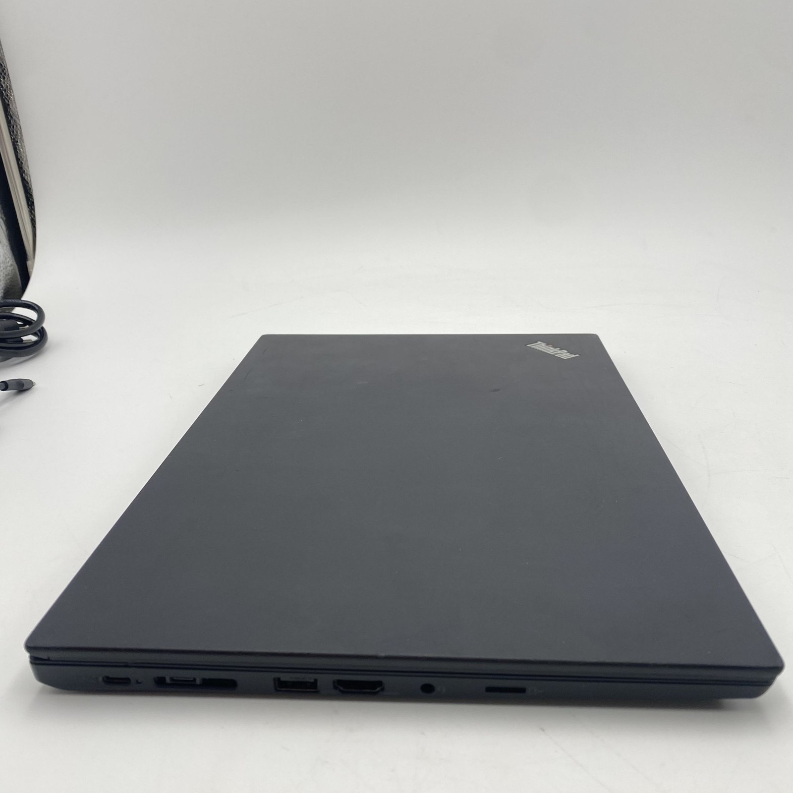 Lenovo Thinkpad T495 Ryzen 5 3500U 8GB RAM 256GB SSD Batt: 75%