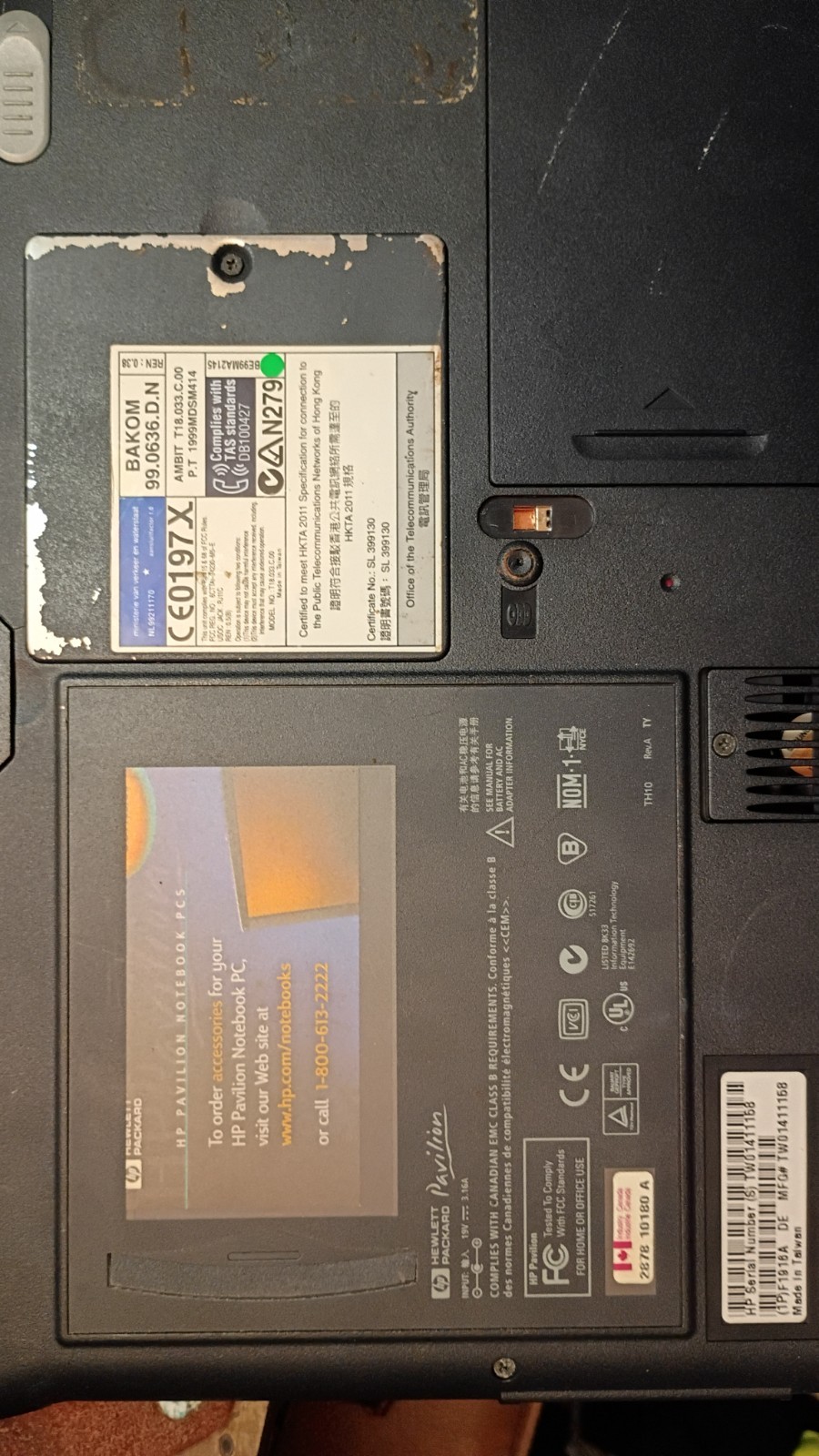 HP Pavilion N3230 14.1″ Pentium III 1.13GHz 128MB 10GB HDD Optical