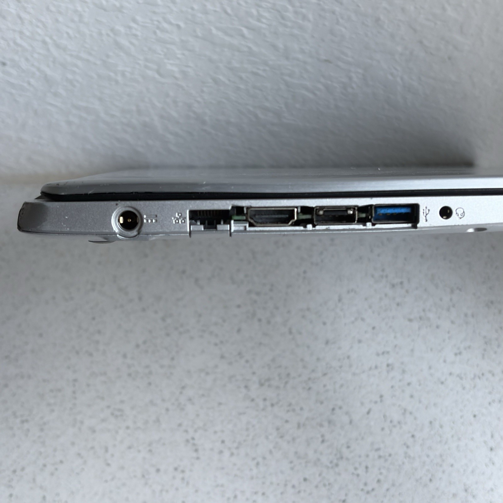 Acer Aspire 5 A515-43-R19L 15.6″ Laptop – NO CHARGER UNTESTED For Parts/Repair