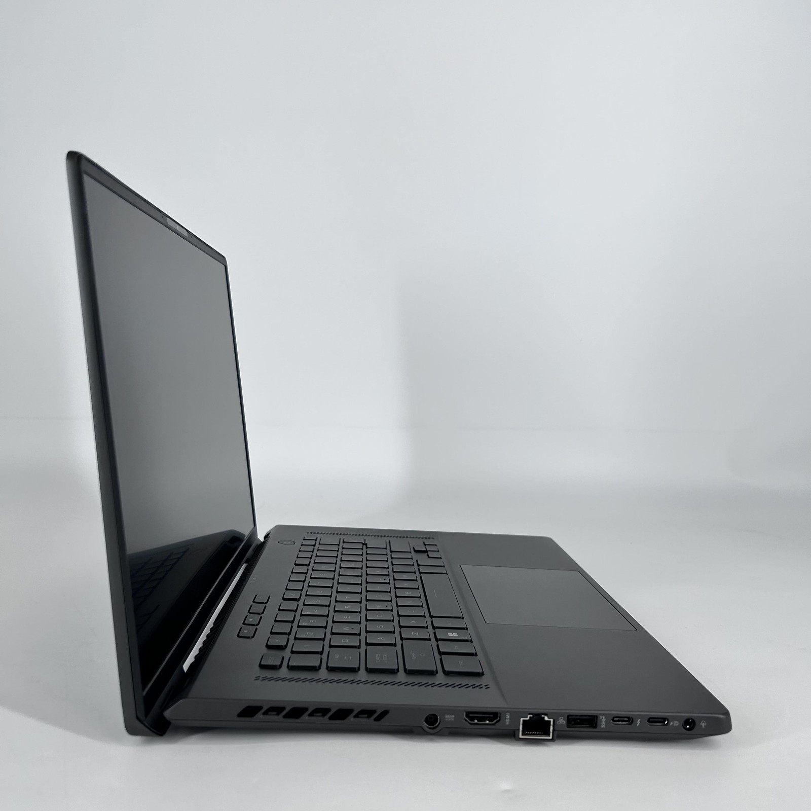 Asus ROG Zephyrus G16 GU603 FHD+ i7-13620H 16GB 512GB RTX 4070 MINOR FRAME SPLIT