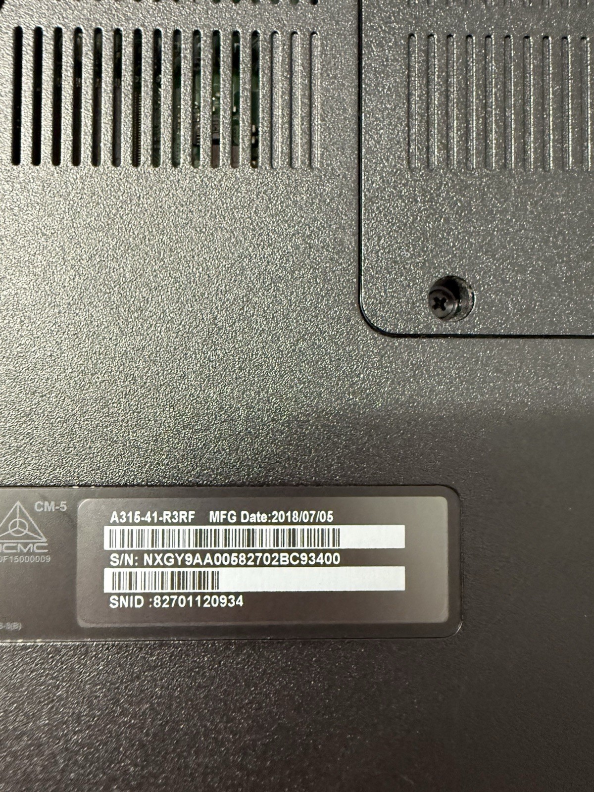 Acer Aspire A315-41 Laptop Ryzen 3 2200U 8GB RAM (NO SSD OR HDD)!!!!