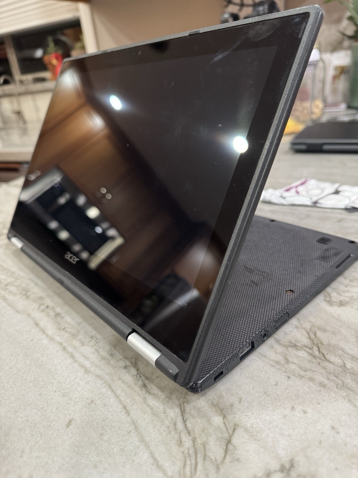 Acer Chromebook 11.6″ Convertible Touchscreen Laptop Black Chrome OS Webcam
