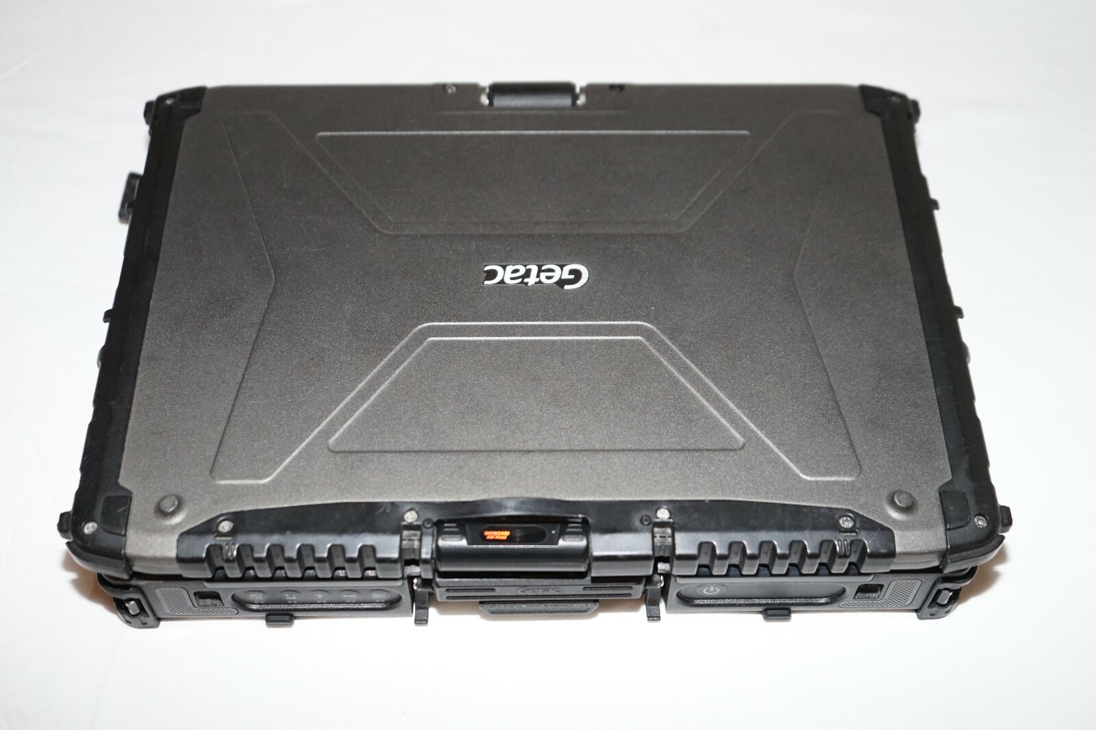 ^ Getac V200-G2 Intel Core i7-3520M @ 2.90GHz 4GB Ram 500GB HD No OS #C1263