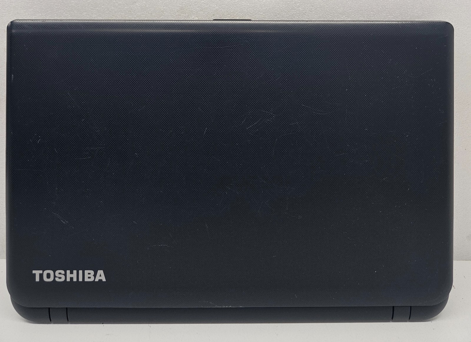 Toshiba Satellite C55-B5270 Laptop Intel Pentium N3530 8GB Ram 500GB NO OS (FL)
